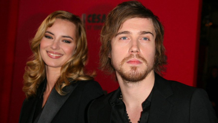 Julien Doré et sa compagne Vanessa